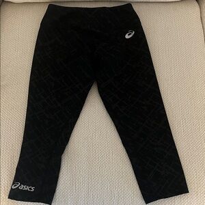 ASICS women  Dark Patterned Leggings